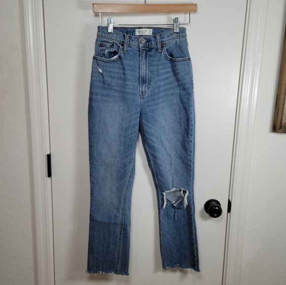 Abercrombie & Fitch 90's Slim Straight Ultra High Rise Curve Love Size 25/0 - Picture 1 of 10